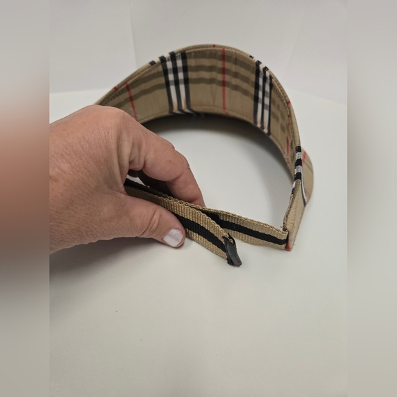 Burberry Nova Check Visor Hat Beige Plaid Classic Logo Sun Visor Adjustable